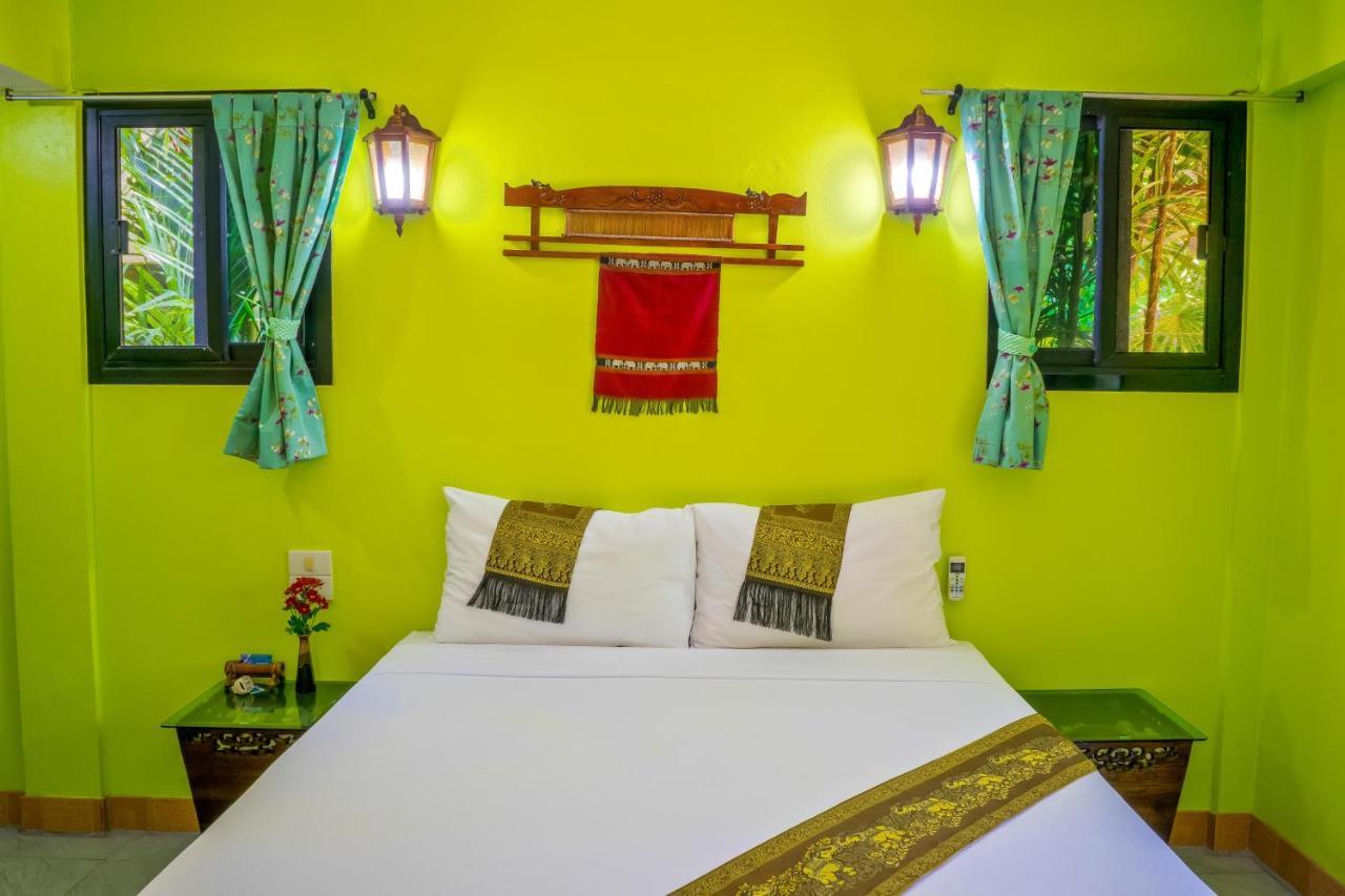 Chez Charly Bungalow Nai Yang Екстер'єр фото