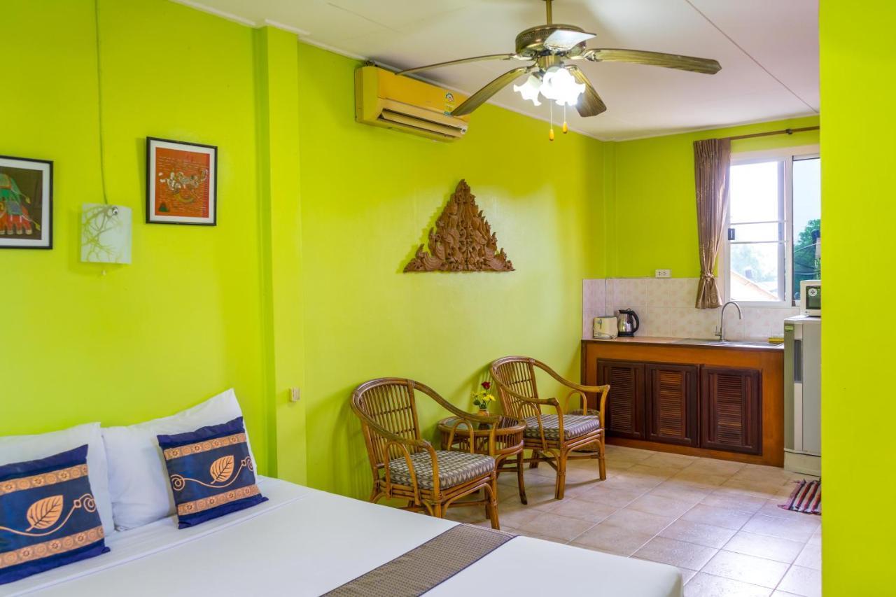 Chez Charly Bungalow Nai Yang Екстер'єр фото