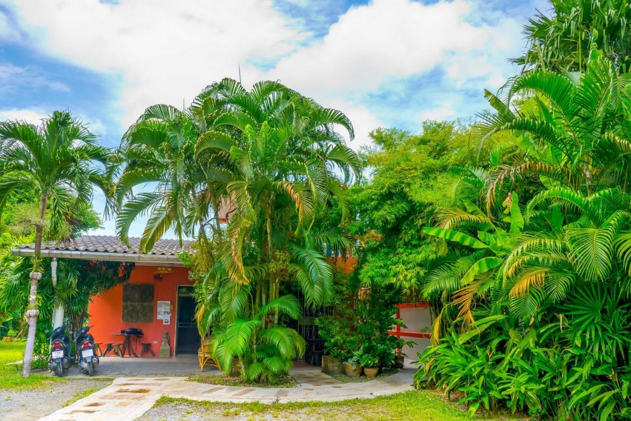 Chez Charly Bungalow Nai Yang Екстер'єр фото