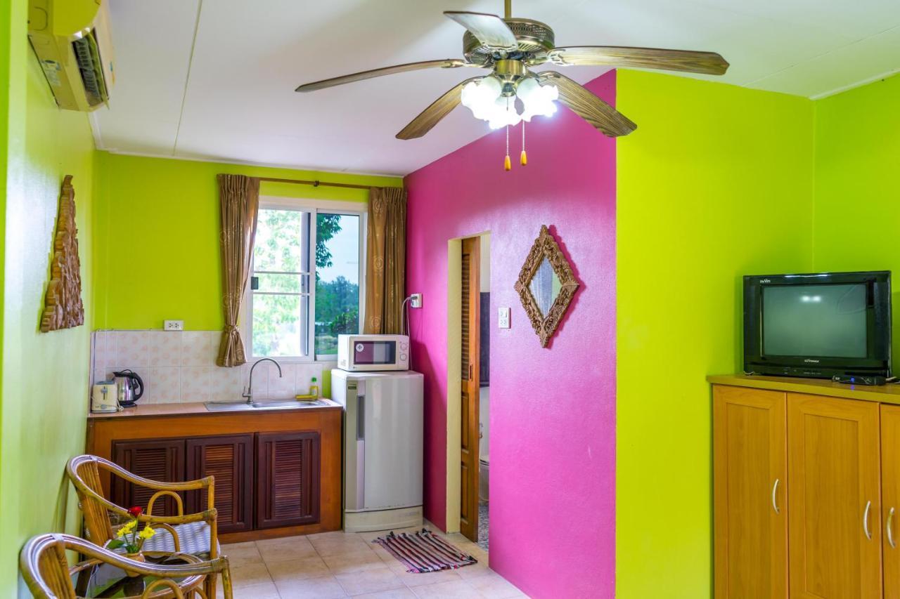 Chez Charly Bungalow Nai Yang Екстер'єр фото